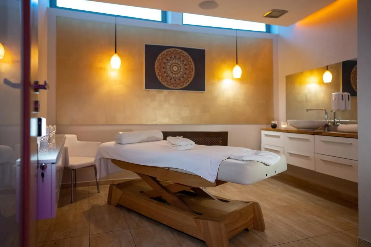Havet Hotel Resort & Spa ジビジノ